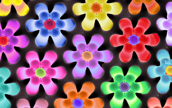 Polymer pillars collapse into a flower petal-like pattern