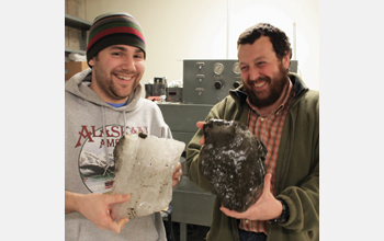 Comparison of ice samples from a glacial exposure and from an ice wedge