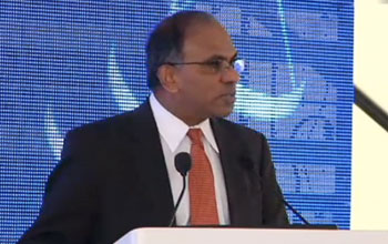 Photo of Subra Suresh speaking at ALMA inauguration